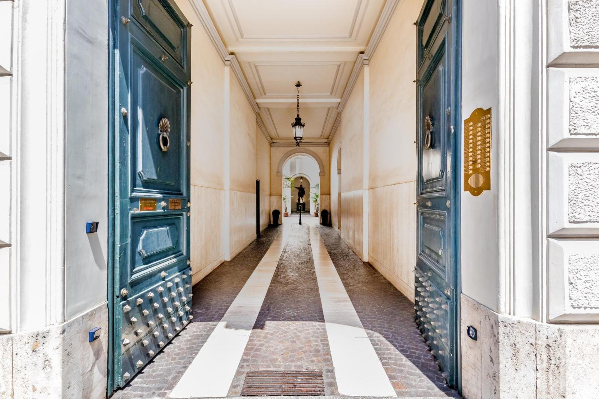 Attico Nel Cuore Di Roma Con Box Privato Per Auto Buitenkant foto